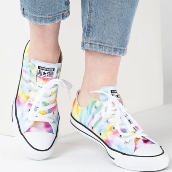 NEW Converse Chuck Taylor All Star Low Top Tie Dye Sneaker  - 5 - Picture 1 of 8